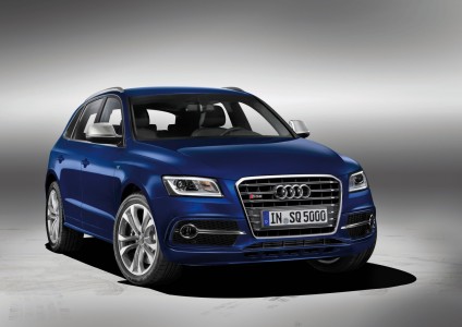 audi-sq5002