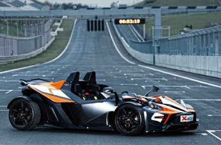 ktm_2011-X-Bow-R-004_2