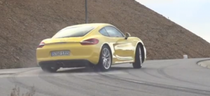 Chris Harris se sube al Porsche Cayman S