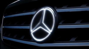 Mercedes ofrecerá la opción de iluminar su emblema