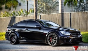 Mercedes C63 AMG Black Series por Designwerks Velos
