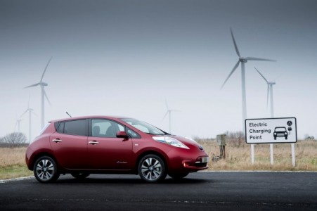 Nissan-Leaf-2013-14