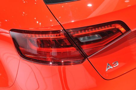14-audi-a3-e-tron-geneva