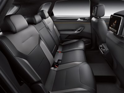 volkswagen_crossblue_coupe_concept_11