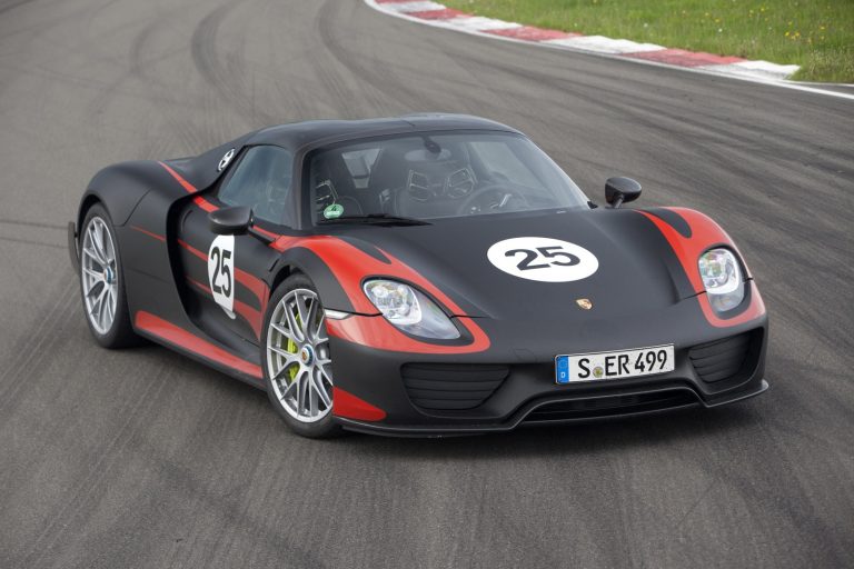Porsche aún no ha descartado un superdeportivo de motor central