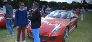 ¿Puede un niño de 12 años ser propietario de 3 Ferrari?