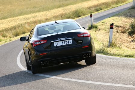 2014-maserati-ghibli-1652