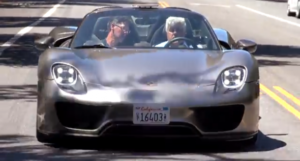 Jay Leno prueba el Porsche 918 Spyder de producción