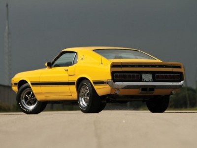 Ford-Mustang-GT350-2[2]