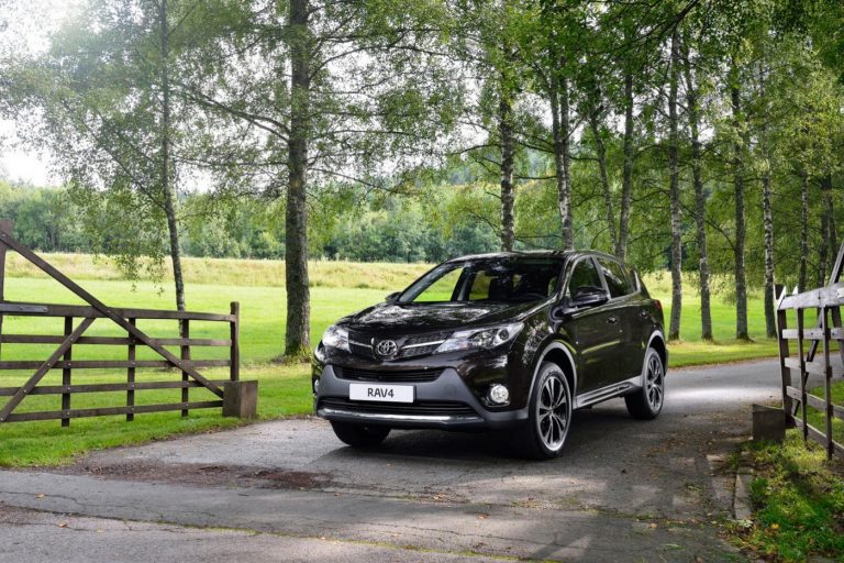 Toyota no lanzará nuevos modelos con motor diésel: cuenta atrás