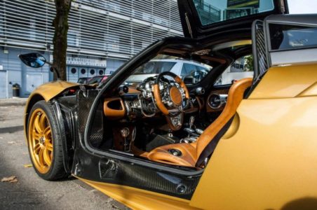 Pagani Huayra Gold Edition 2