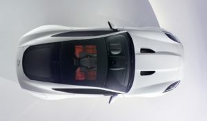 El Jaguar F-Type Coupe podría estrenar un cuatro cilindros