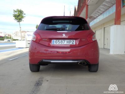 Prueba: Peugeot 208 GTI (equipamiento, comportamiento, conclusión) 2