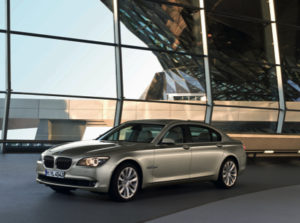 El BMW 735d próximamente equipará un nuevo 3 litros de 306 CV diésel