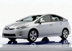 Toyota rebajará el precio del Prius para competir con el Honda Insight