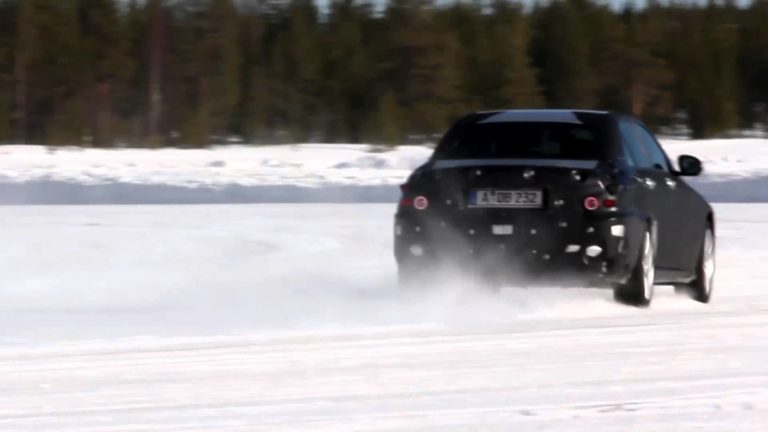 2014 Mercedes Clase C, cazado en vídeo