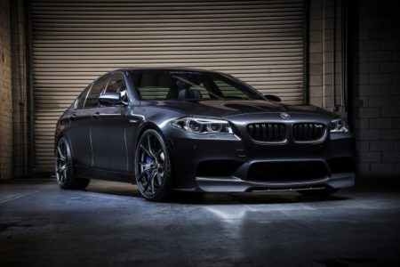 Vorsteiner nos deleita con su espectacular BMW M5 1