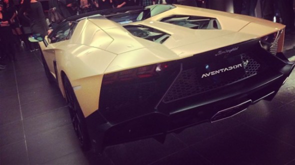 Lamborghini Aventador LP720-4 50 Anniversario Roadster, cazado en China 4