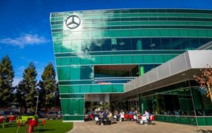 Mercedes abre en Silicon Valley un nuevo centro de I+D