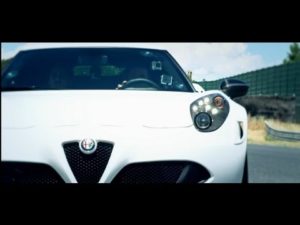 Marc Gené y el Alfa Romeo 4C, en Madrid