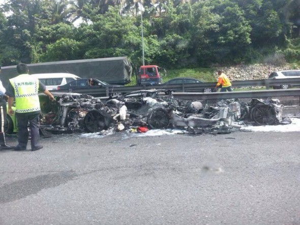 Destrozan dos Lamborghini Gallardo y un Aventador en Malasia 3