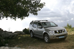 Nissan anuncia paradas en sus plantas