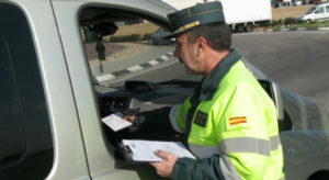 España: La Guardia Civil podría estar haciendo una huelga de «bolígrafos caídos», según la DGT