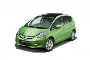 Honda pone a la venta el Fit híbrido en Japón