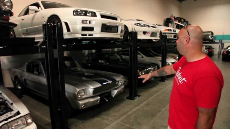 Paul Walker y Roger Rodas, su espectacular colección de coches