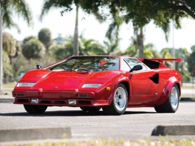 A subasta un exclusivo Lamborghini Countach LP5000 QV de 1986 1