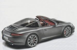 Porsche 911 Targa: Rumbo a Detroit