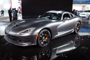 No se debe comparar un Viper con un Corvette, según Ralph Gilles