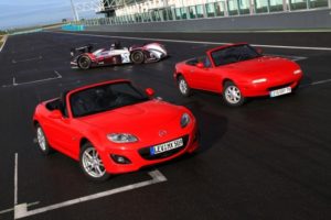 Mazda MX-5 2015: Se mantendrán las variantes de lona y techo duro