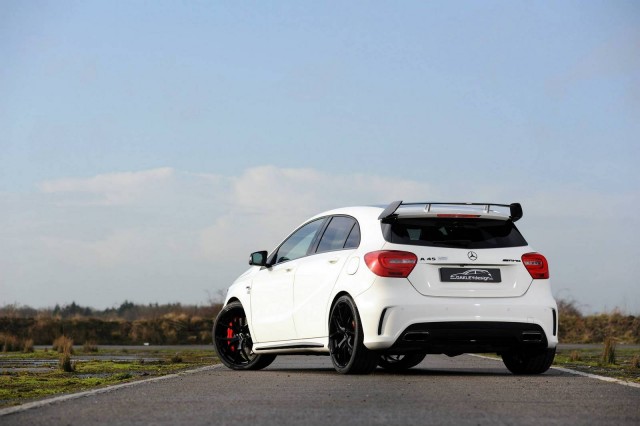 Oakley Design se atreve con el Mercedes A45 AMG 3