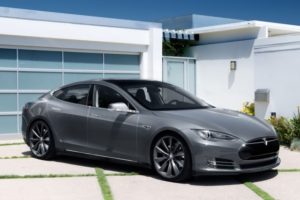 Saleen nos promete un Tesla Model S mucho más interesante