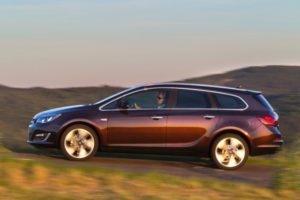 Opel Astra 1.6 CDTI 110 CV y 136 CV: Por debajo de los 4l/100 km