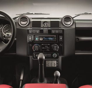 lr_def_black_pack_interior_190214_lowres