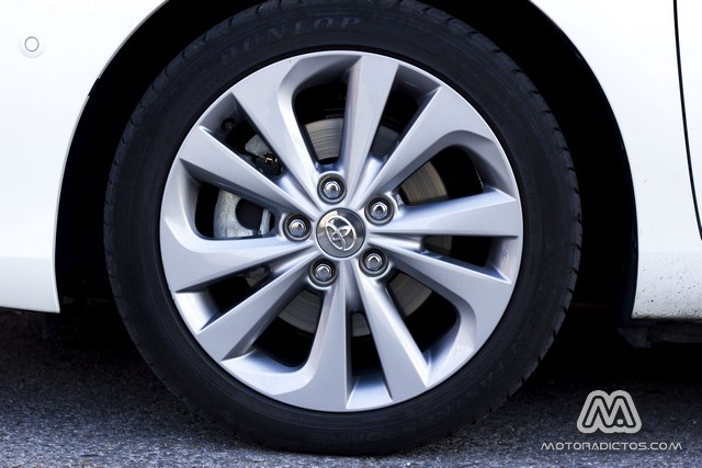 Prueba: Toyota Auris HSD híbrido (equipamiento, comportamiento, conclusión) 4