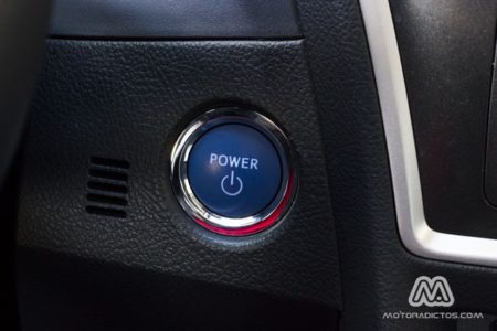 Prueba: Toyota Auris HSD híbrido (equipamiento, comportamiento, conclusión) 9