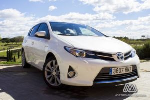Prueba: Toyota Auris HSD híbrido (diseño, habitáculo, mecánica)