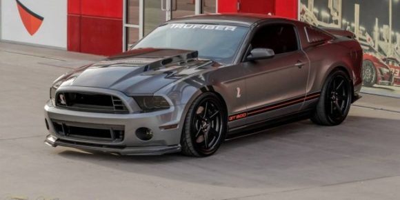 Embrutece tu Mustang gracias a TruFiber 1