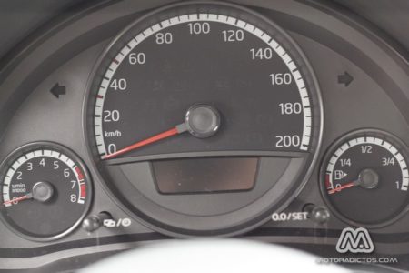 Prueba: Volkswagen Up! 1.0 60 CV (equipamiento, comportamiento, conclusión) 9