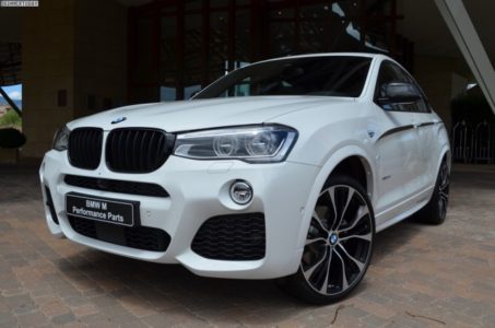 Este es el BMW X4 ataviado con el paquete M Performance 1