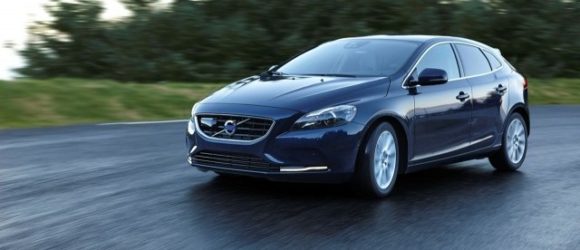 Llega el Volvo V40 D4 de 190 caballos 1