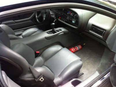 A la venta el último Jaguar XJ220 fabricado 2