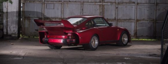 Hazte con el único Porsche 935 Street por 300.000 euros 2