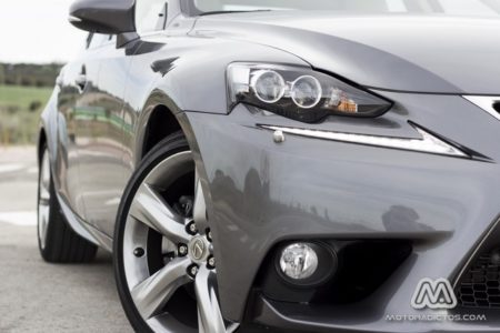 Prueba: Lexus IS 300h híbrido (equipamiento, comportamiento, conclusión) 7