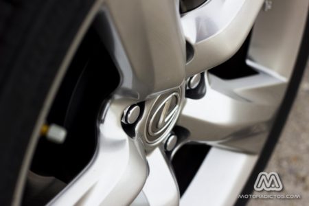 Prueba: Lexus IS 300h híbrido (equipamiento, comportamiento, conclusión) 10