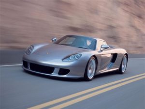La mujer de Roger Rodas demanda a Porsche