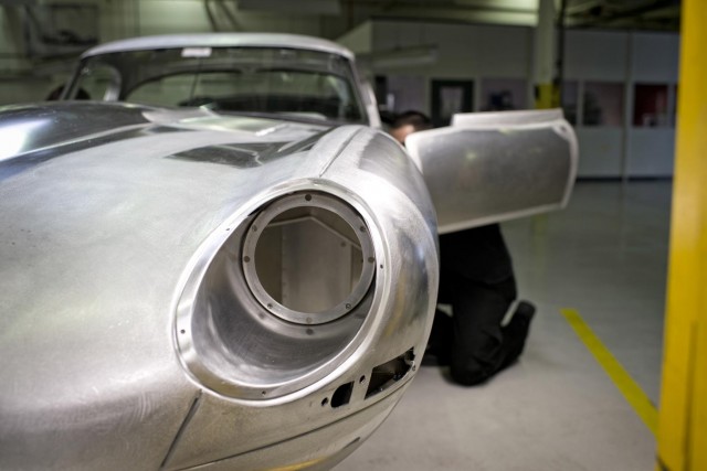 Jaguar E-Type Lightweight: 51 años después, volverá al ruedo 2